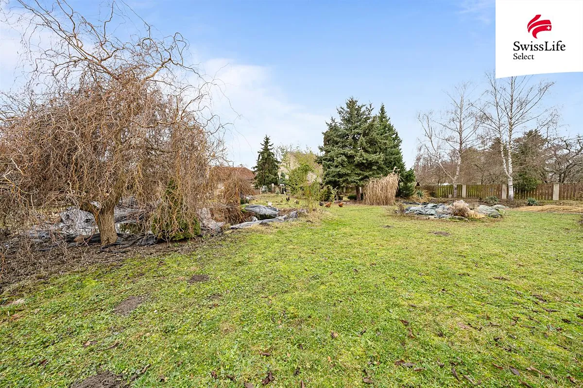 Prodej pozemku 946 m²